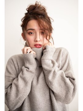 ムーア(MUA) ヘアセット