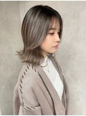 美髪/ホワイトグレージュ/こなれミディ[渋谷/渋谷駅]