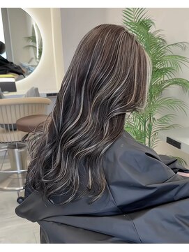 リュストル 町田(LUSTRE) 大人ハイライト