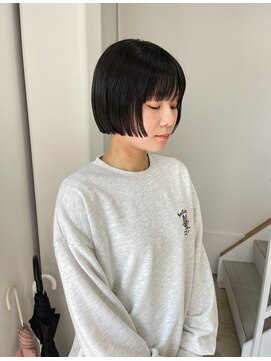 ハマモト ワイドバングと前上がりボブ