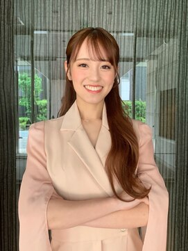 美容堂 キレイ目ハーフアップ、好印象メイク