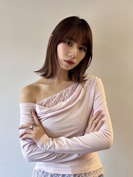 イル 天神西通り店(ill) 20代30代ボブ/ミディアムレイヤー／グレージュ/透明感/天神/大名