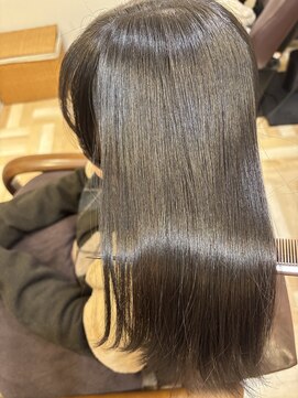 ルヴェール 本店(LeVert) 美髪縮毛矯正×暗髪オリーブアッシュ