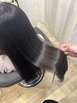 ルフカ(Lufca)&nbsp;自然な仕上がり！ナチュラルストレート