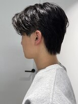 トリッカ シブヤ(TRICCA SHIBUYA)&nbsp;メンズカットパーマフェザーニュアンス毛流れセンターパート渋谷