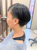 シファ(sifa)&nbsp;大人な刈り上げショート