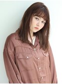 すっきりとおしゃれに見られたいベース型の方は小顔耳かけロブ