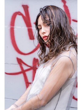 テイラー(Taylor) 【Taylor】大宮　濡れ感ウェーブ×モカカラー