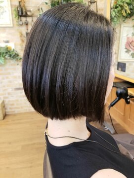 ルークス 中央林間(LOOOKS) 毛先がまとまるワンレン風ボブ