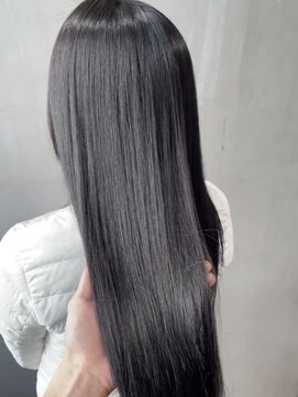 コア 梅田(Core) 髪質改善 縮毛矯正　韓国ヘア　艶髪