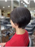 ショートボブ