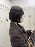 暗めアッシュカラー×ミニボブ
