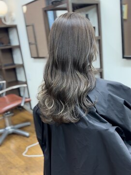 ヘアーサロン カラー 色彩店(COLOR) グレージュカラー
