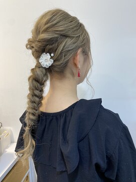 アイズクリーム(I's CREAM) あみ編みヘアアレンジ！