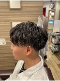 メンズパーマスパイラルパーマ黒髪フェザーショートシャドウ