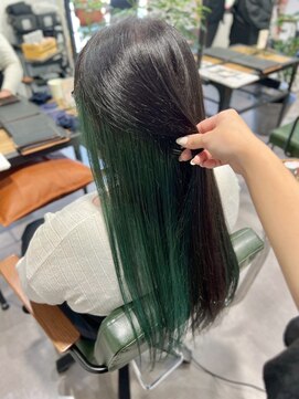 シャルムバイルーチェココ(CHARME by Lu'ce coco) チェリーブラウン【ダーク×グリーン】遊び心インナーカラー