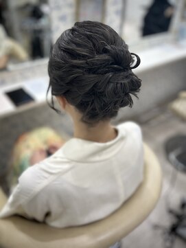 サクララ(Sakura la) ボブふわふわアップヘア参列ヘア/お呼ばれヘア/結婚式