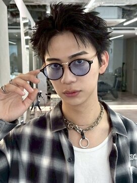 ファルベ(Farbe) フェザーパーマ/サーフカール/刈り上げセンターパート/波巻き