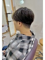 イタクラ 赤道店 (ITAKURA)&nbsp;フェイスフレミング／センター分け／メンズマッシュ／刈り上げ