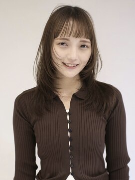 イル(ill) たっぷりロングレイヤースタイル ワンカール 簡単スタイリング