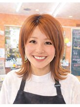 美容室カメモト 守山本店 山内 千紘