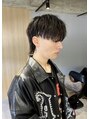 ジュベ(juve.) 動きで魅せるラフなウルフ