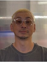 エイル(AILE) バズブロンド 金髪坊主