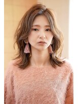 アヴァンティ ヘアーアンドスパ(avanti hair&spa)&nbsp;ミントベージュのくびれミディ
