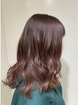 アズール 草加(azule)&nbsp;毛先明るめピンクブラウン ナチュラルグラデーション