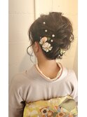 着物にねじり波ウェーブヘアアレンジ