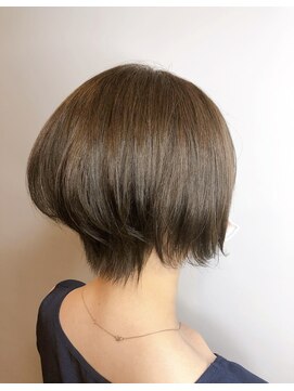 クロノス(CRONOS) ショートボブ丸みショート