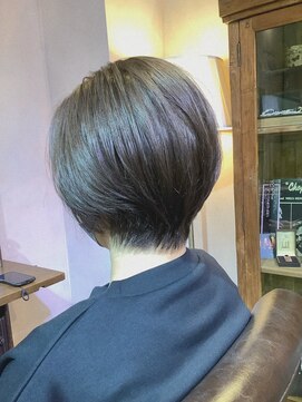 美容室 フィックス 如何に朝のお手入れを楽に出来るかを追求したショート