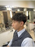 スパイラル ツイストパーマ ビジネス かき上げフェード