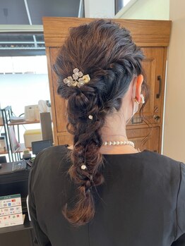 ワッカ(WAKKA)の写真/普段使いから大切な一日まで！ヘアセットはプロに任せて、いつもと違う特別な自分に…♪