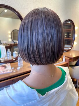 エルサフィロ キタハマ(el zafiro kitahama) 20×30×40代×似合わせカット×切りっぱなしボブ×ナチュラル