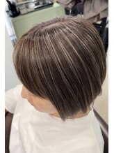 シーランド 八王子(SEALAND)&nbsp;ショートボブ/脱白髪染め[八王子/白髪ぼかし］