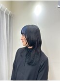 レイヤーカット／ウルフカット／バングブリーチ