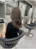 ★斜めバングミディアムヘアグレージュカラーシルキーベージュ★