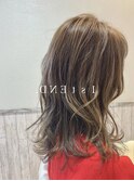 外ハネセミディ キャラメルベージュ アースカラー カール ラフ
