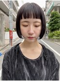 ショートバングの顔周りと切りっぱなしbob