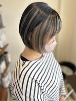 美容室 ルアル 市原市八幡宿店(Luar)&nbsp;ホワイト×ブラック　アンブレラカラー！