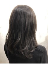 トレンドをおさえたデザインカラーで楽しいヘアスタイルをご提供◆