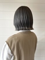 ルーラ バイ エルベ(Lura by elve)&nbsp;オリーブグレージュ×外ハネボブ