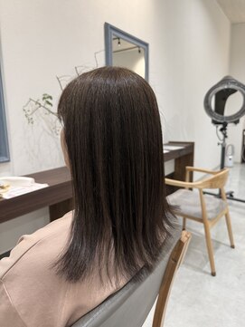 メンテナンスで作るグレージュカラー