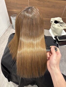 ツヤツヤ縮毛矯正