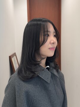 モク 立川(moc) 韓国風レイヤーカットブリーチダブルカラー前髪