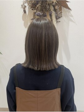 フゥカ 類家店(fuka) 青森八戸細めハイライトボブ20代30代40代50代