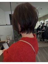 ビューエヒメ(VIEW EHIME)&nbsp;小顔カットショートボブ大人可愛いアッシュオリーブ