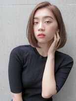 ルティア(Lutia)&nbsp;似合わせカット サイドパートショート