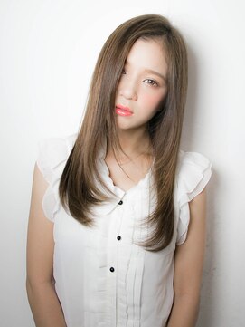 リリアン 青山(relian) オリジナルトリートメントでサラツヤ縮毛矯正